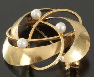 Hermann Siersbøl. Broche, 14 kt guld