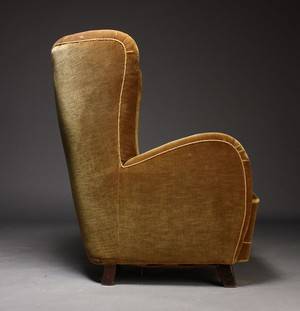 Dansk møbelarkitekt, øreklapstol, gullig, 1940erne