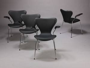 Arne Jacobsen. 7er armstole, model 3207 4