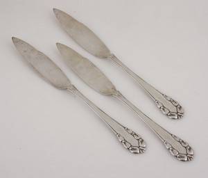 Georg Jensen. `Liljekonval´ fiskeknive af sølv, anno 1925 3