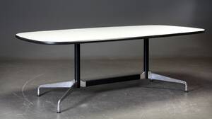 Charles  Ray Eames. Segmented table. Spisebord  konferencebord  Denne vare er sat til omsalg under nyt varenummer 5055567
