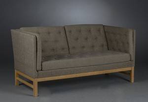 Erik Jørgensen. Fritstående to-pers. sofa, model EJ-315