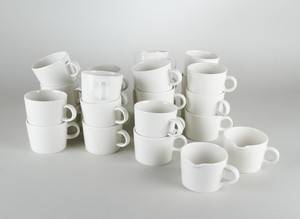 Arabia Teema. 28 kaffekopper, 2 flødekander.30