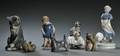 Kgl. Porcelæn. Samling figurer af porcelæn 7 