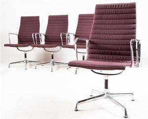 Charles Ray Eames, Satz von vier Aluchairs Loungesesseln aus der Aluminium Group Serie Modell EA 112 von Vitra 4