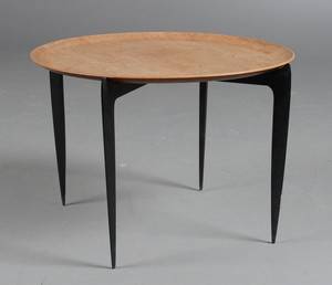 H. Engholm Svend Åge Willumsen. Cirkulært bakkebord 2