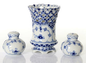 ROYAL COPENHAGEN MUSSELMALET, 3 DELAR