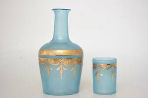 Flaska med glas