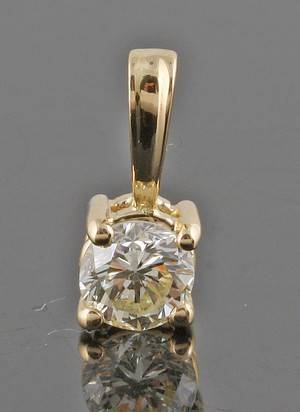 Pendant in 18k set with brilliant cut diamond 0.32 ct 