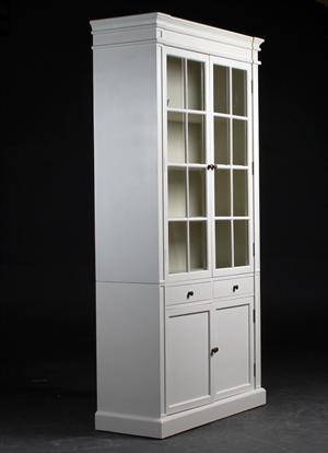 VitrineskabSkab, hvidmalet træ, model Fayence