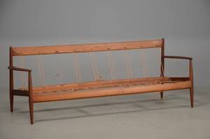 Grethe Jalk  4. pers. sofa