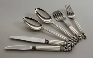 Johan Rohde for Georg Jensen. `KongeAcorn´ bestikdele af sølv 6