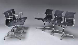 Charles Eames. Sæt på 6 armstole, model EA-108, sort hopsak 6