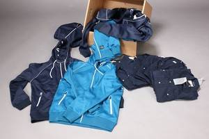 Jack  Jones, hættetrøjer samt skjorter ca. 17