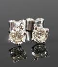 Par brilliantørestikkere Ca. 0.90 ct 2 