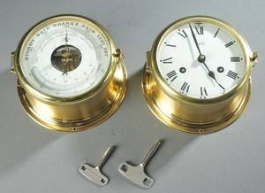 Schatz. Skibsur og barometer af messing. 2 