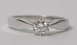Solitairering med brillant på ca. 0,25 ct. WesseltonVVS