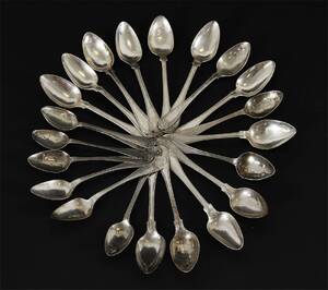 Te och kaffeskedar i silver, 22 delar, 1800-tal
