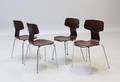 Arne Jacobsen 1902-1971. Sæt på fire stole, model 3103 4