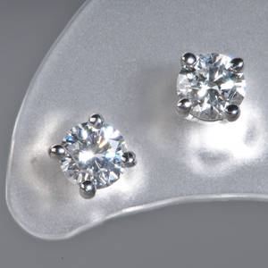 Brillantørestikker - ca. 0.44 ct. 2