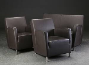 To-pers. sofa samt to lænestole 3