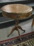 Lampbord, Drumtable