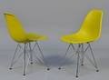 Charles Eames. Par skalstole, model DSR