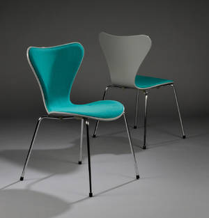 Arne Jacobsen 1902-1971. To stole model 3107. 2