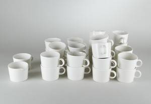 Arabia Teema. 28 kaffekopper, 2 flødekander.30