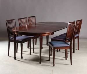 Spisebord samt stole 72