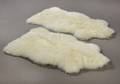 To Argentinske lammeskind. Farve Hvid. Super soft.