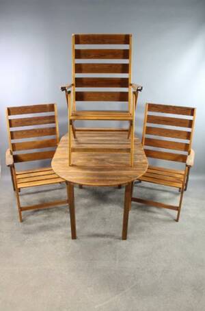 Trädgårdsgrupp 4 delar, bord och positionsstolar 3 st