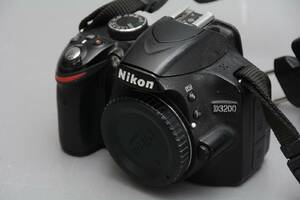 Digitalkamera, Nikon D3200