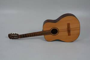 Gitarr, Levin