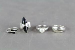 Ringar i silver 4 st