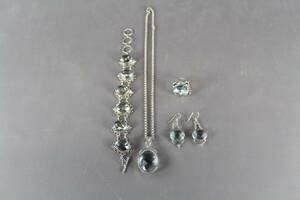 Smyckesset i silver 4 delar