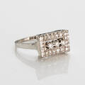 Ring med diamanter