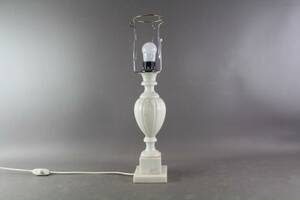 Bordslampa i marmor