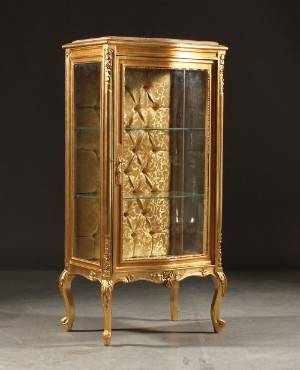 Vitrineskab af forgyldt træ, Udstillingsmodel 