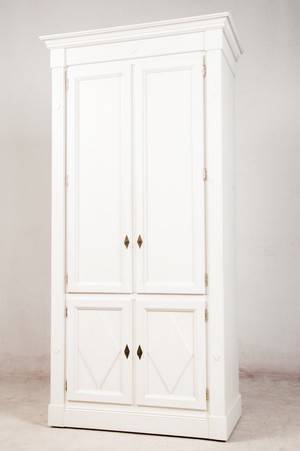 Großer Schrank  Fernsehschrank von Frank Theuerkauf