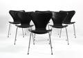 Arne Jacobsen. Sæt på seks stole syveren , model 3107, nybetrukket med sort  læder 6