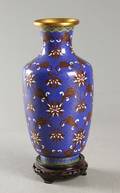 Kinesisk cloissonné vase, 1900-tallet