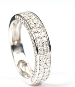 Brillantring, 14 kt hvidguld, 0.75 ct . Denne vare er sat til omsalg under nyt varenummer 5071269