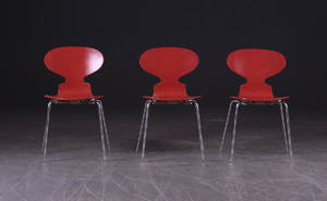 Arne Jacobsen 1902-1971. Tre stole, model 3101 3