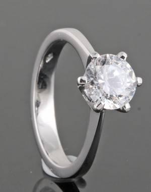 Solitaire cubic zirconia ring  in 18kt approx. 2.21ct This lot has been put up for resale under the new lot no. 3300240