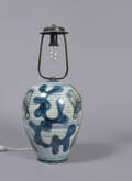 Bordlampe m fisk, glaseret keramik, 1900-tallet