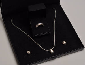 Smykkesæt af sterling sølv