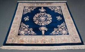 Kina tæppe 258 x 243 cm.