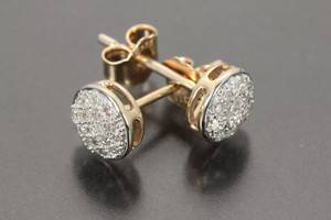 Par diamantørestikker ca. 0,42 ct. 2