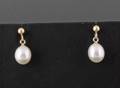 fresh water earrings in gold 2